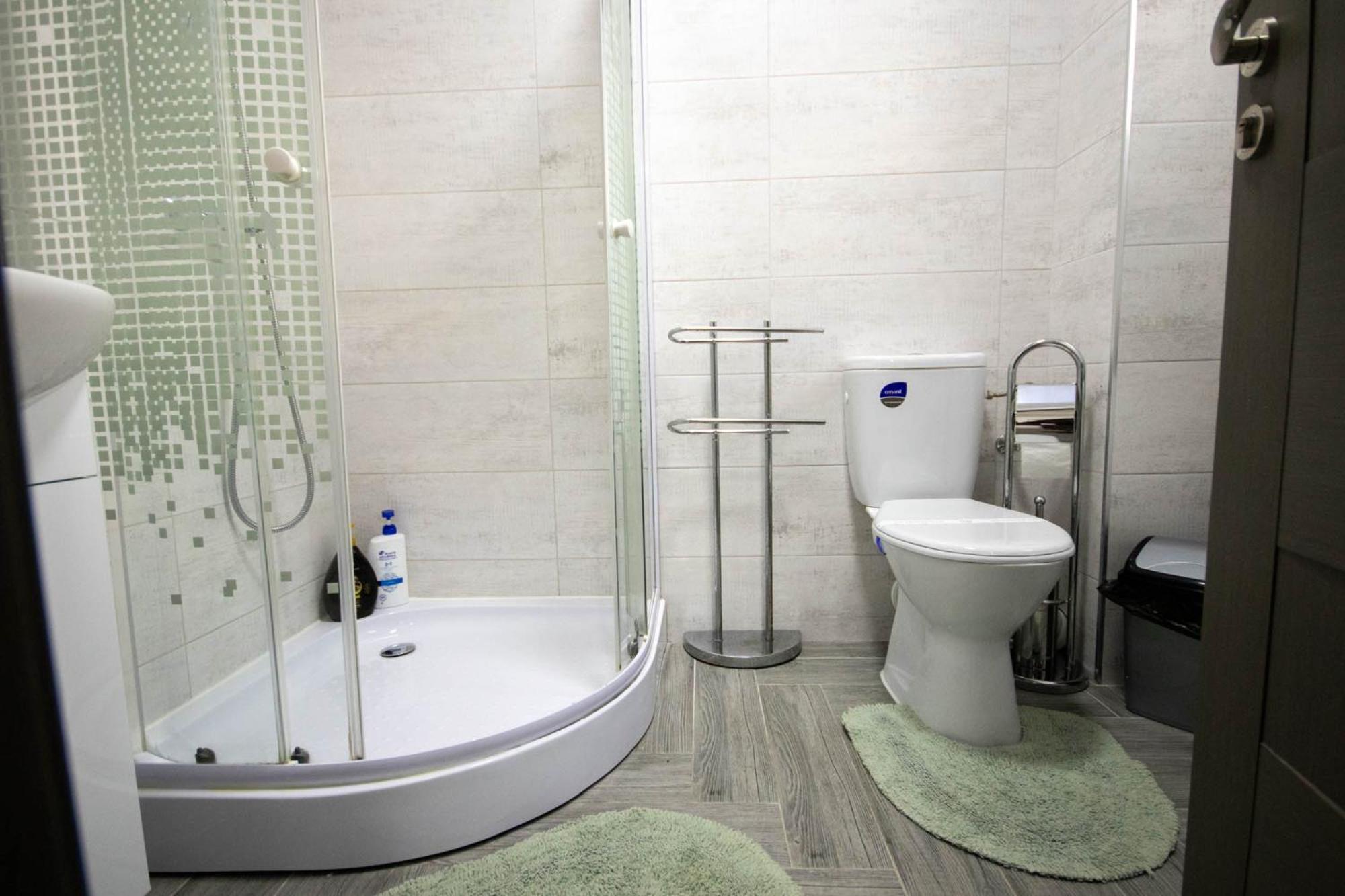Astar Apartments - Small Radauţi Bagian luar foto