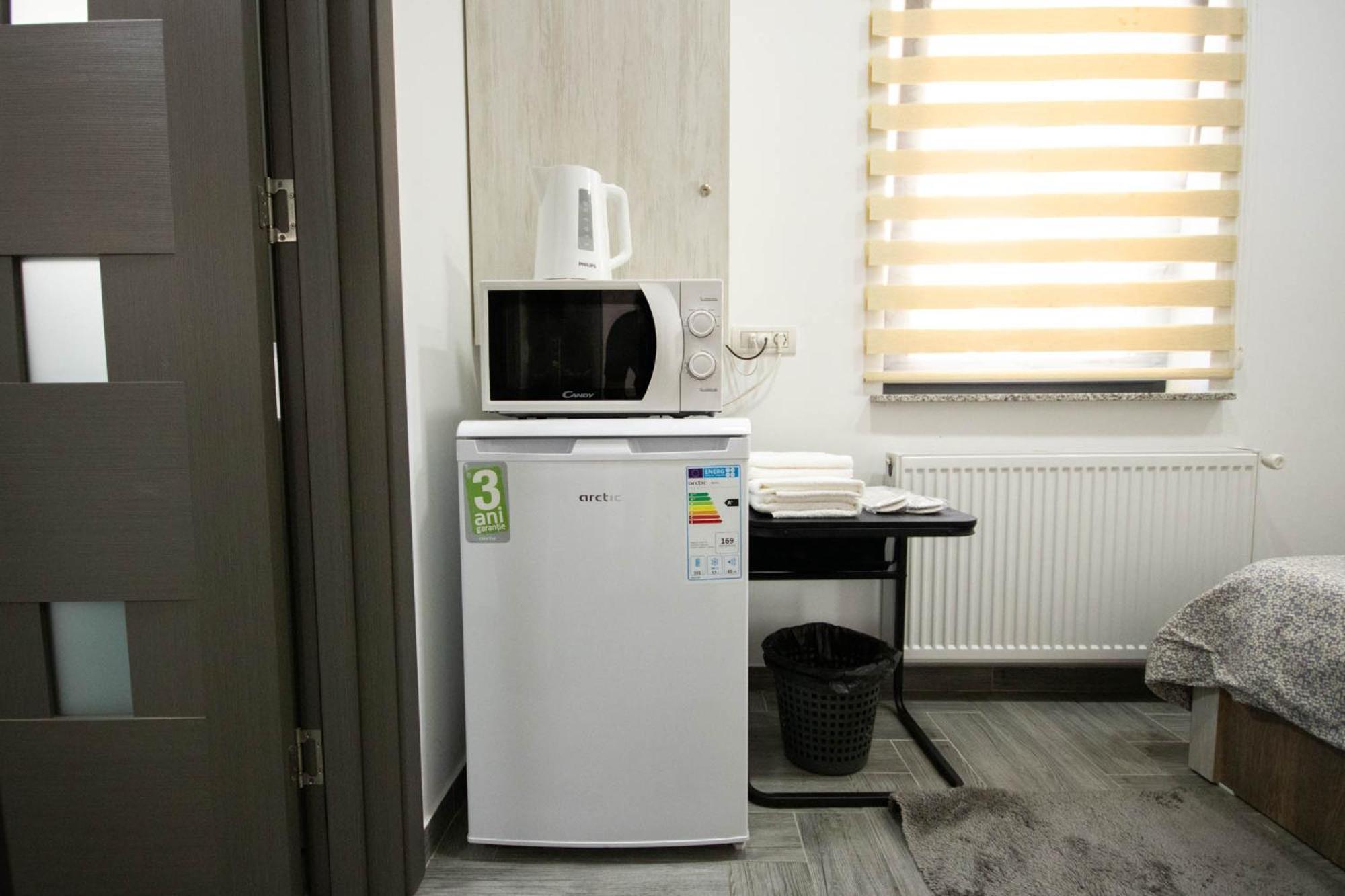 Astar Apartments - Small Radauţi Bagian luar foto